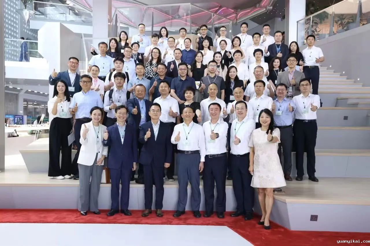 0fe1d83bdda4354e903f93f37245d72a.jpg 0fe1d83bdda4354e903f93f37245d72a.jpg