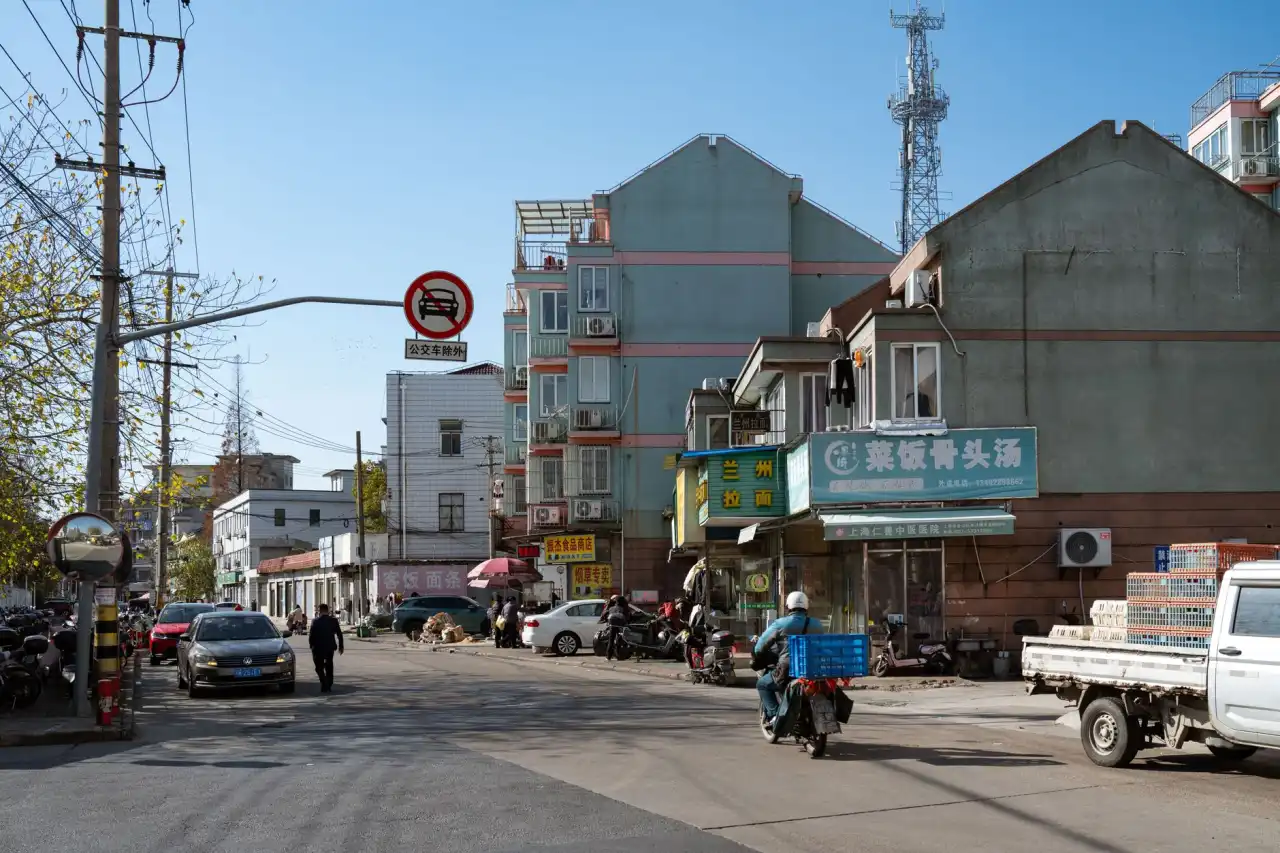 深圳地区行车记录仪安装方案设计:停车监控线布线及常见问题规避